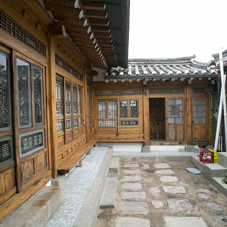 Nuri Hanok Guesthouse Seul Esterno foto